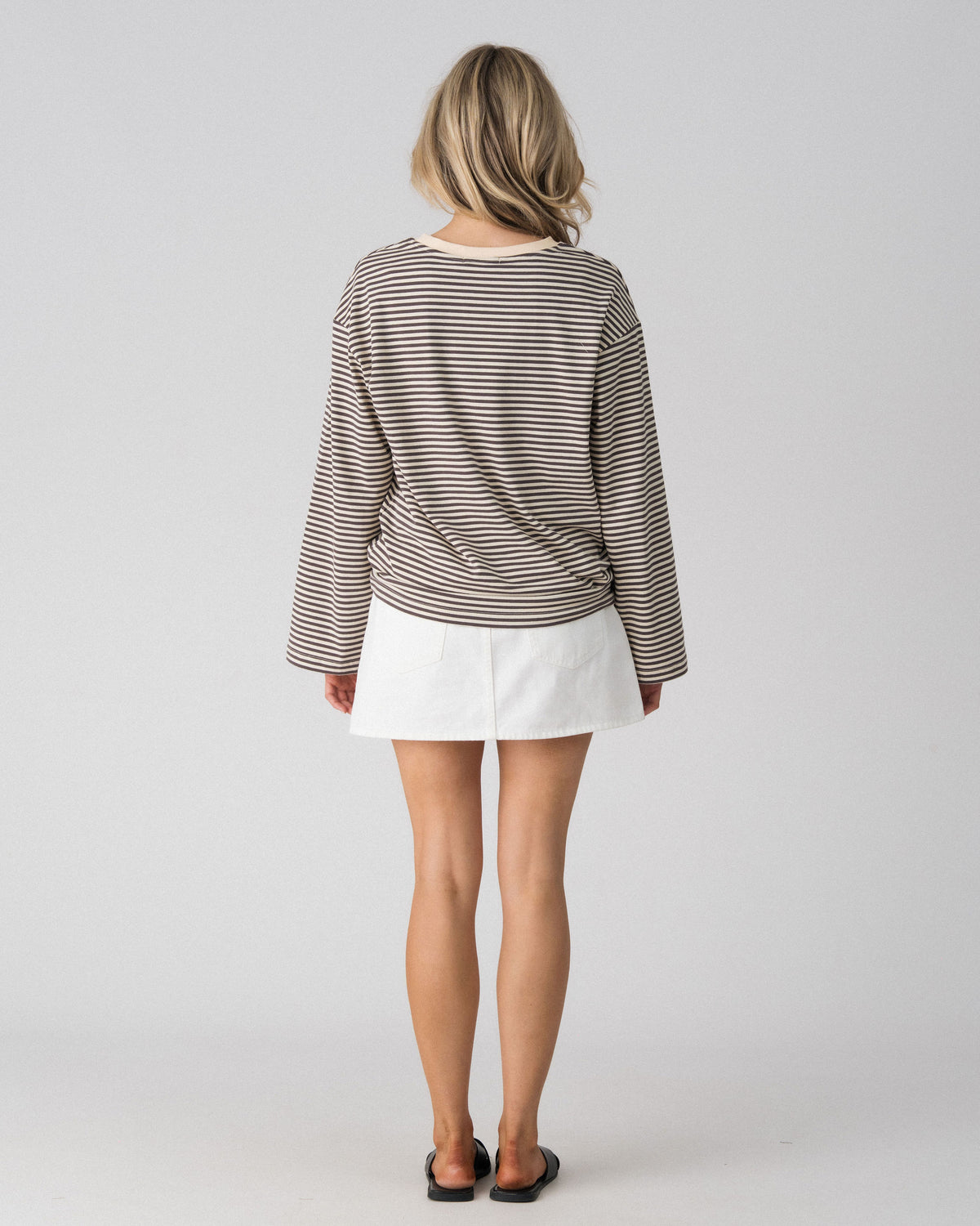 Back view of the Lenelly Lena oversized long sleeve striped tee in grey and off-white