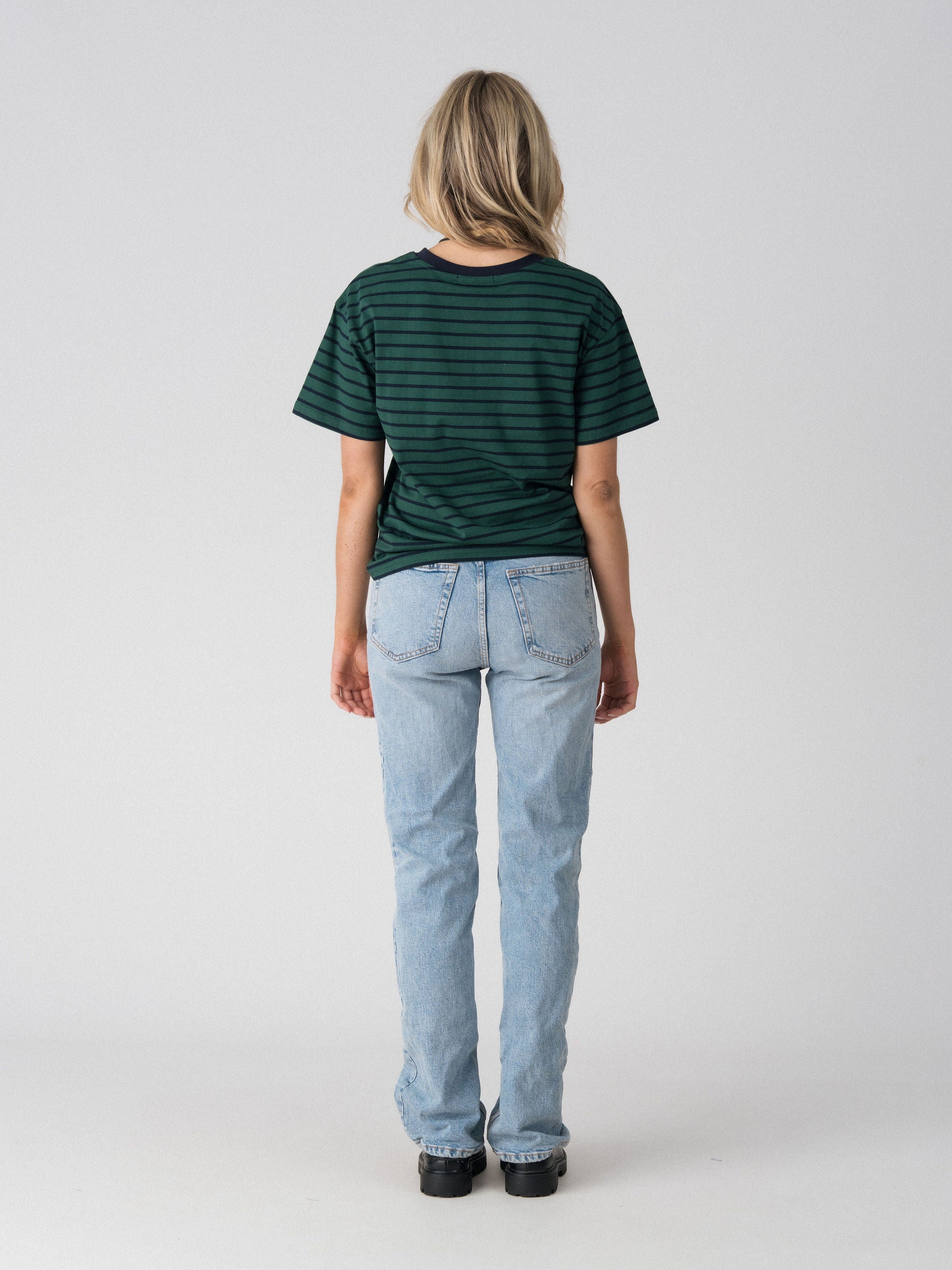 Back view of the Lenelly Issa everyday striped nursing tee in forest green and navy